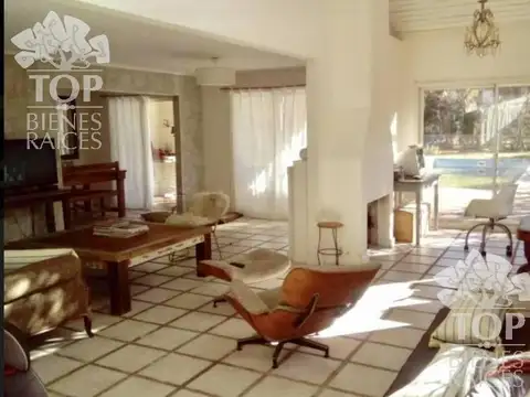 Casa en Venta de 5 dormitorios
