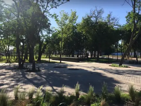 Terreno en Venta en La Luisita, USD 160.000