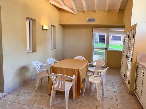 CASA EN VENTA EN PINAMAR NORTE