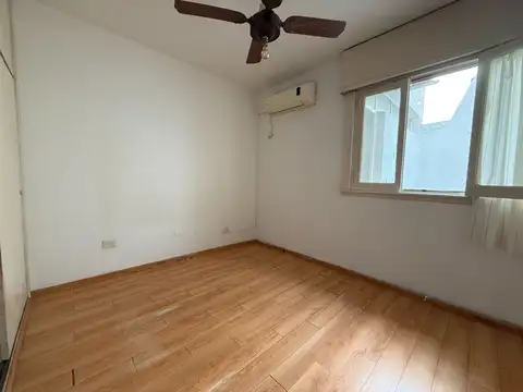 Depto Tipo Casa en Venta 50 años