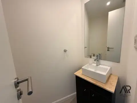 Departamento 4 ambientes con 3 baños