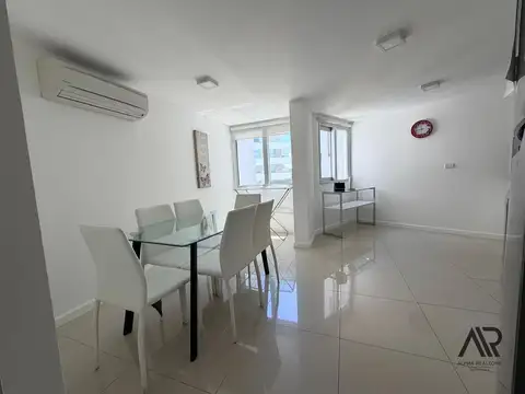 Departamento en Alquiler con 1 cocheras