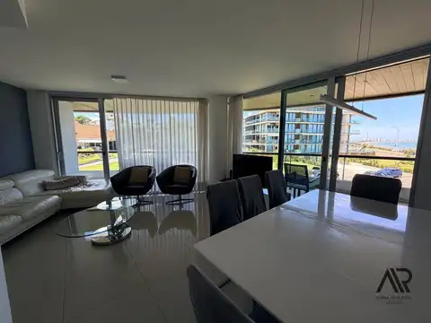 Departamento en Alquiler de 3 dormitorios