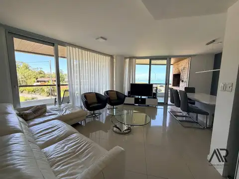 Departamento en Alquiler de 4 ambientes