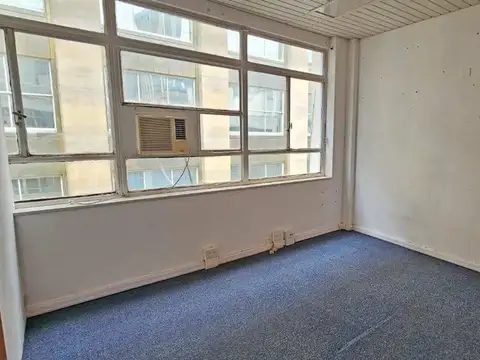 Oficina en Alquiler en Monserrat, USD 590