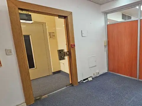 ALQUILER OFICINAS DE 180M  EN MONSERRAT