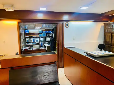 Local en Venta 60 años