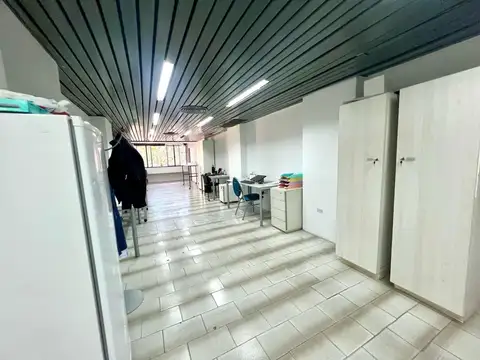 Local en  Zeballos al 2000 -  306 m2