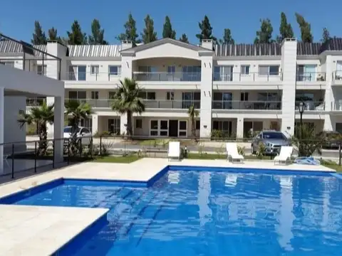 Departamento  en Venta en Boulevard del Sol, Pilar, G.B.A. Zona Norte