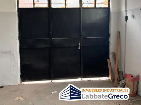 Galpon en Alquiler 8,66  mts Frente