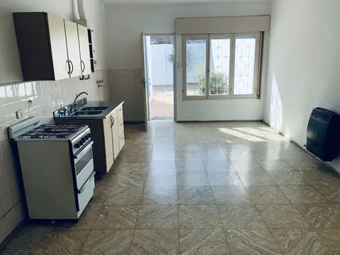 Casa en Venta en Guemes, USD 93.000