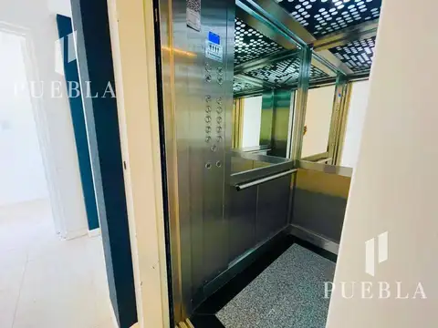 RIVADAVIA al 9900, Villa Luro