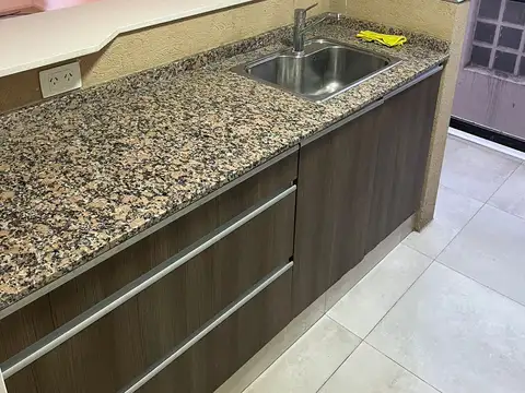 (Belgrano) Av. Cramer 1926  - 2 AMB - c/Balcon - luminoso - IMPECABLE ESTADO -  Excelente zona