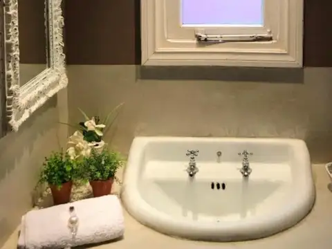 Casa estilo campo moderno en la ciudad de Balcarce.