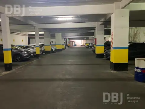 (DBJ-257) AV. LAS HERAS 2130 - ACEPTA PERMUTA