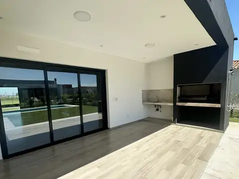 Casa en Venta en Canning, USD 239.000