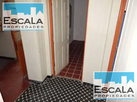 CASA EN VENTA DE 2 DORMITORIOS CON PATIO Y TERRAZA