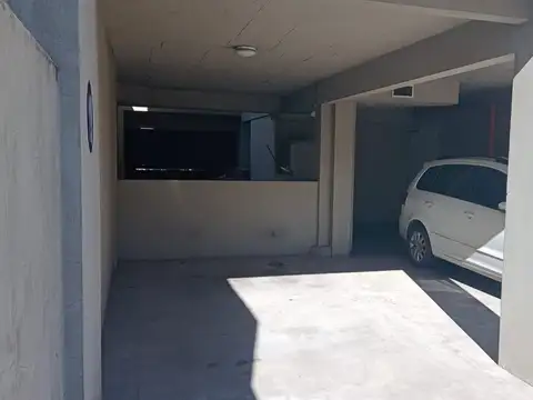 Venta -Cochera-Cubierta