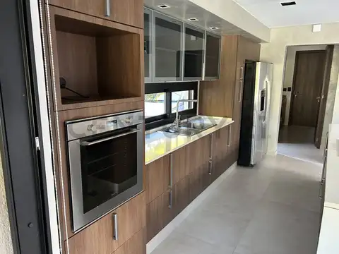 Casa en Venta 1 año