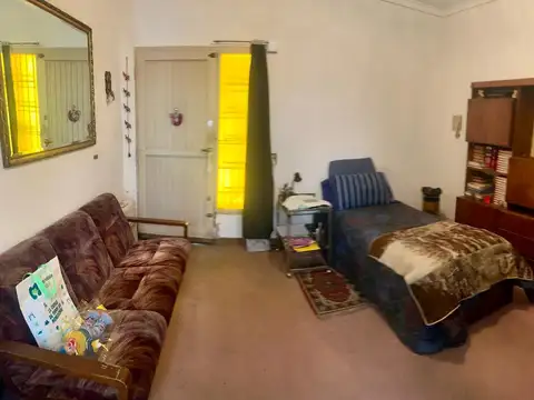 Alberti 1000, Piso PB