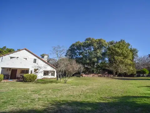 Casa 7 ambientes con 3 baños