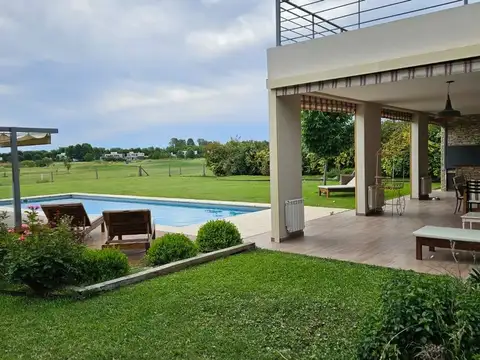 CASA 5 AMB VENTA C DE CAMPO EL NACIONAL VISTA GOLF