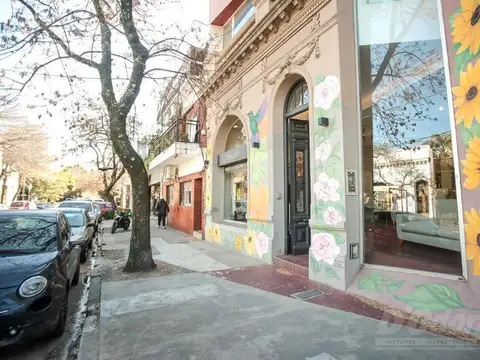 Nicaragua al 4600 - Local