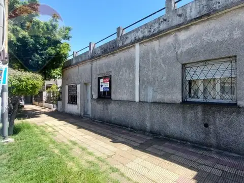 VENTA PH 4 AMBIENTES, MORON