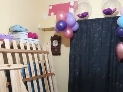 Casa 3 ambientes con 1 baño