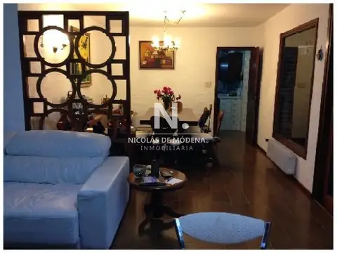 VENDE CASA DE 3 DORMITORIOS EN PLAYA MANSA, PUNTA DEL ESTE.