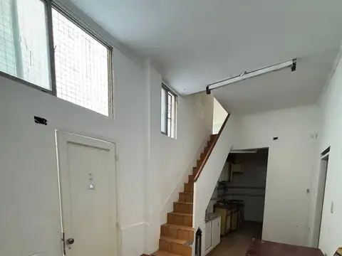Depto Tipo Casa en Venta de 6 ambientes