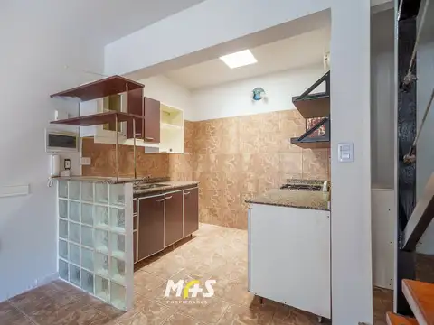 Depto Tipo Casa en Alquiler de 3 dormitorios