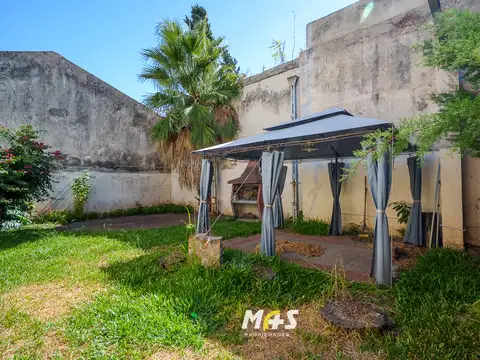 Depto Tipo Casa en Alquiler 25 años