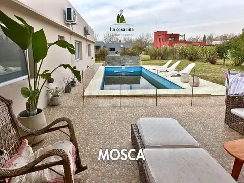 Casa 6 ambientes con 2 baños