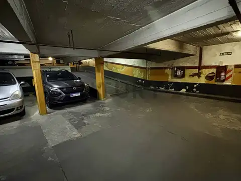 Avenida San Martín 5700, Piso 0