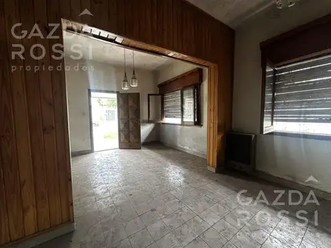 Casa en Venta en Adrogue, USD 50.000