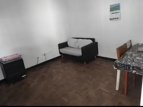 PH int. 2 AMBIENTES CON PATIO -LAV-  TOTALM INDEPENDIENTE . OPORTUNIDAD 