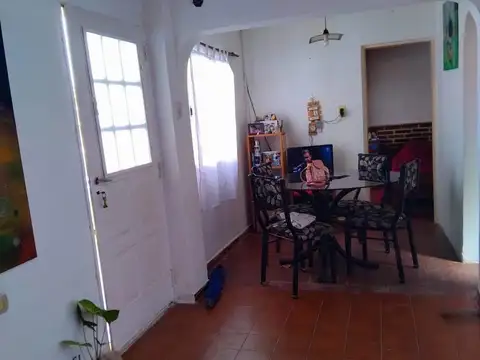 Depto Tipo Casa 3 ambientes con 1 baño
