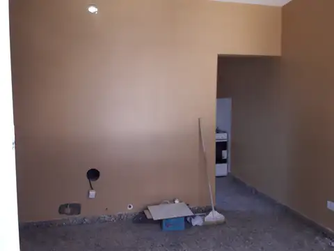 Depto Tipo Casa en Alquiler en Ramos Mejia, $ 550.000