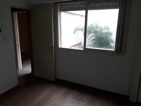 Depto Tipo Casa en Alquiler 45 años