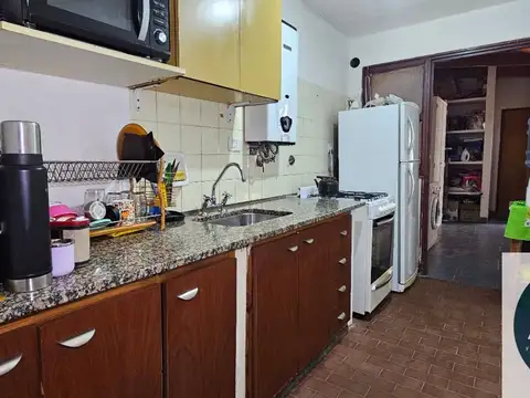 Casa 4 ambientes con 1 baño