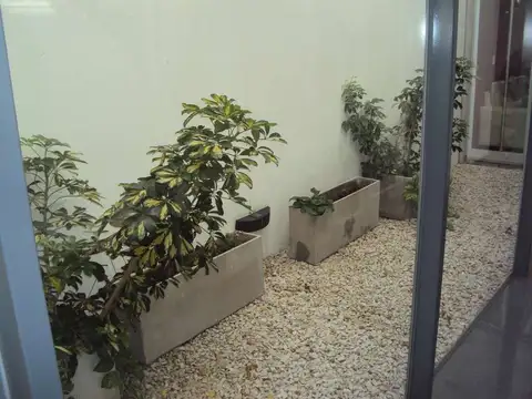 Vendo Dto 2 ambiente , SUM completamente equipado, baños, parrilla. freezer muy bueno