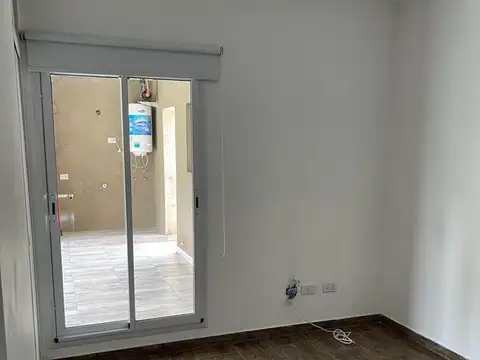 Casa 4 Ambientes En Venta - General Rodriguez