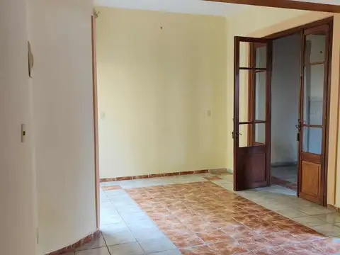 Casa 2 ambientes con 3 baños