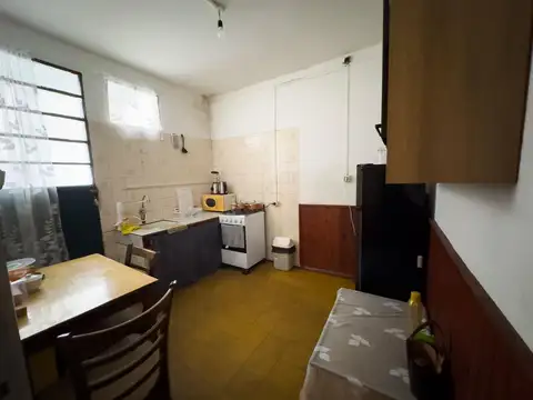 Inversión en pleno centro Paysandu! Apto mas local