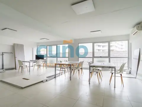 Avenida Caseros al 3300