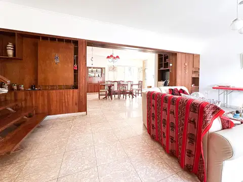 Casa en Venta al Este