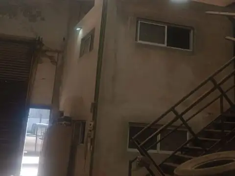 Galpon en Venta en Garin, USD 250.000