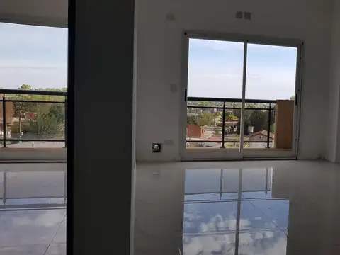 DEPARTAMENTOS 2 AMBIENTES AMPLIO.  EXCELENTE ESTADO.