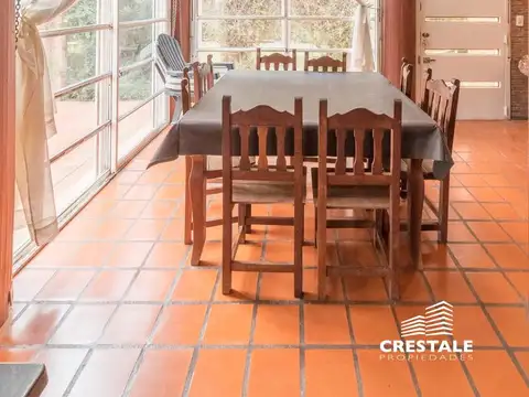 Casa 4 ambientes con 3 baños